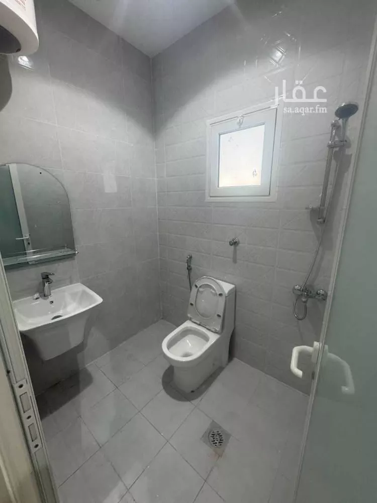 عمارة للإيجار في شارع السابع عشر, حي الخبر الجنوبية, مدينة الخبر, المنطقة الشرقية صورة 4