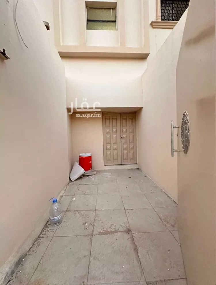 Floor for Rent in Riyadh Al Uraija Al Gharbiyah صورة 2