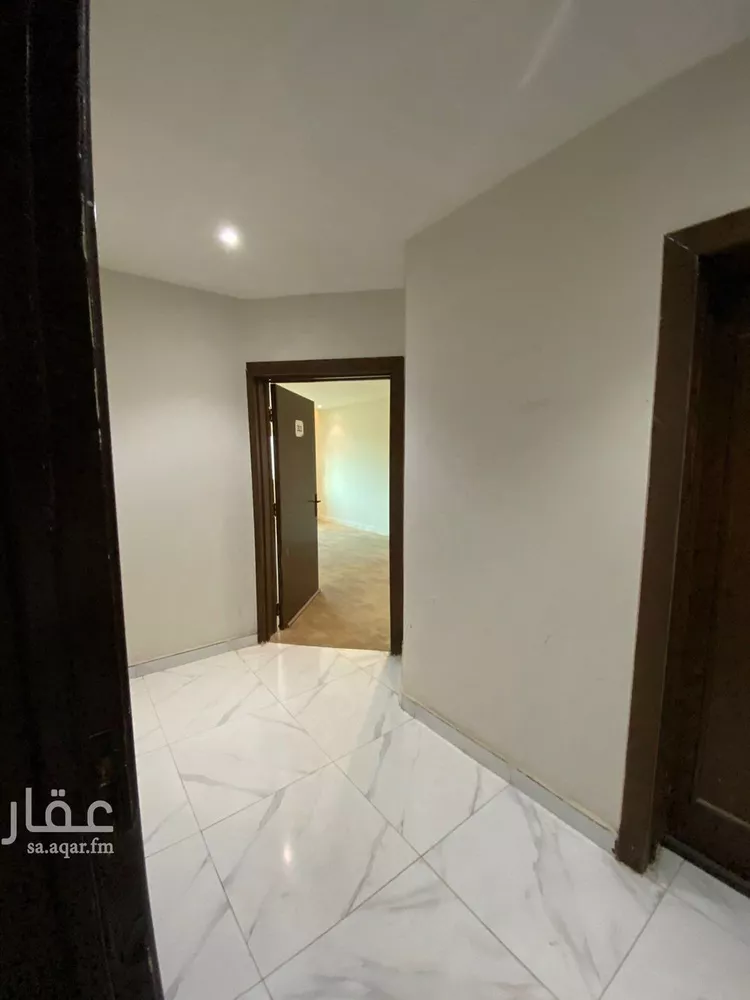 شقة للإيجار في شارع جرير بن عبدالله البجلي, حي مغرزات, مدينة الرياض, منطقة الرياض صورة 3
