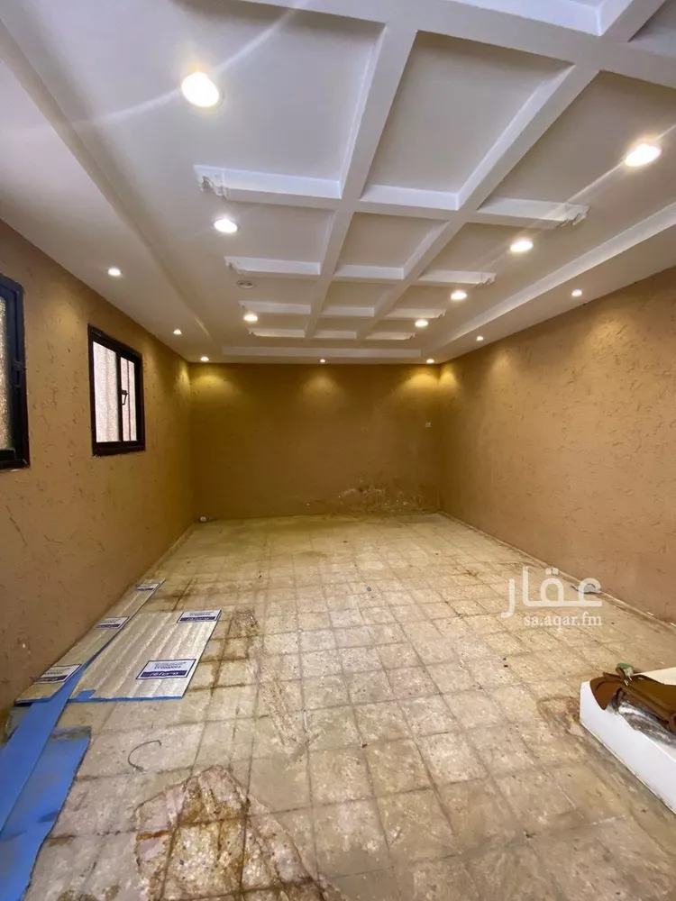 فيلا للبيع في شارع الدفاع, حي إشبيلية, مدينة الرياض, منطقة الرياض صورة 4