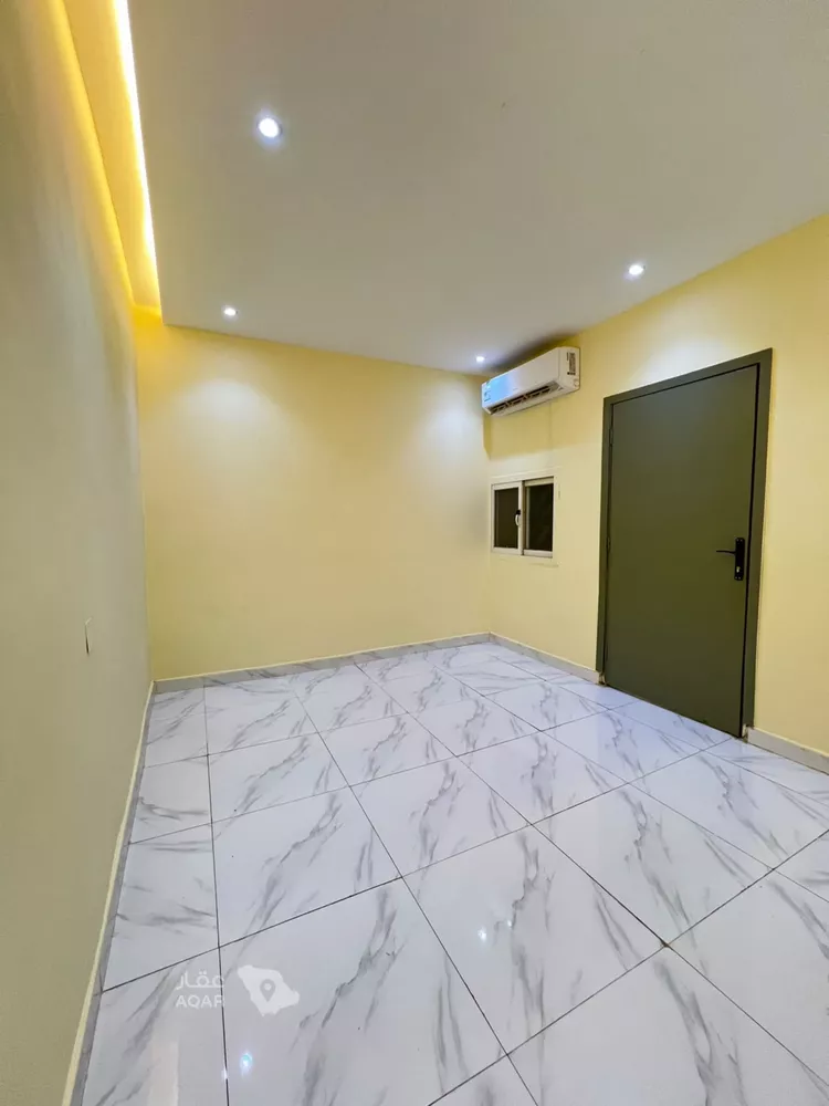 شقة للإيجار في شارع الشيخ عبدالعزيز بن محمد بن علي, حي ظهرة البديعة, مدينة الرياض, منطقة الرياض 4