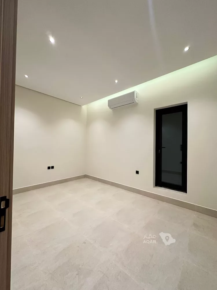 Floor for Rent in Riyadh Al Yasmin 14