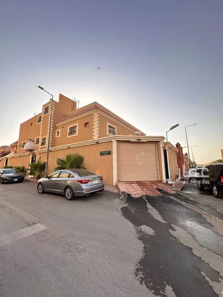 شقة للإيجار في شارع محمد بن الربيع, حي إشبيلية, مدينة الرياض, منطقة الرياض