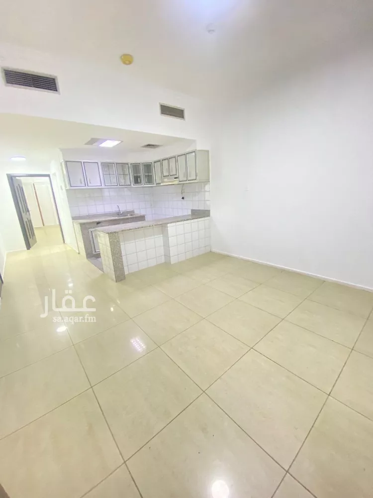 شقة للإيجار في شارع احمد الخزرجي ، حي العنود ، الدمام ، الدمام