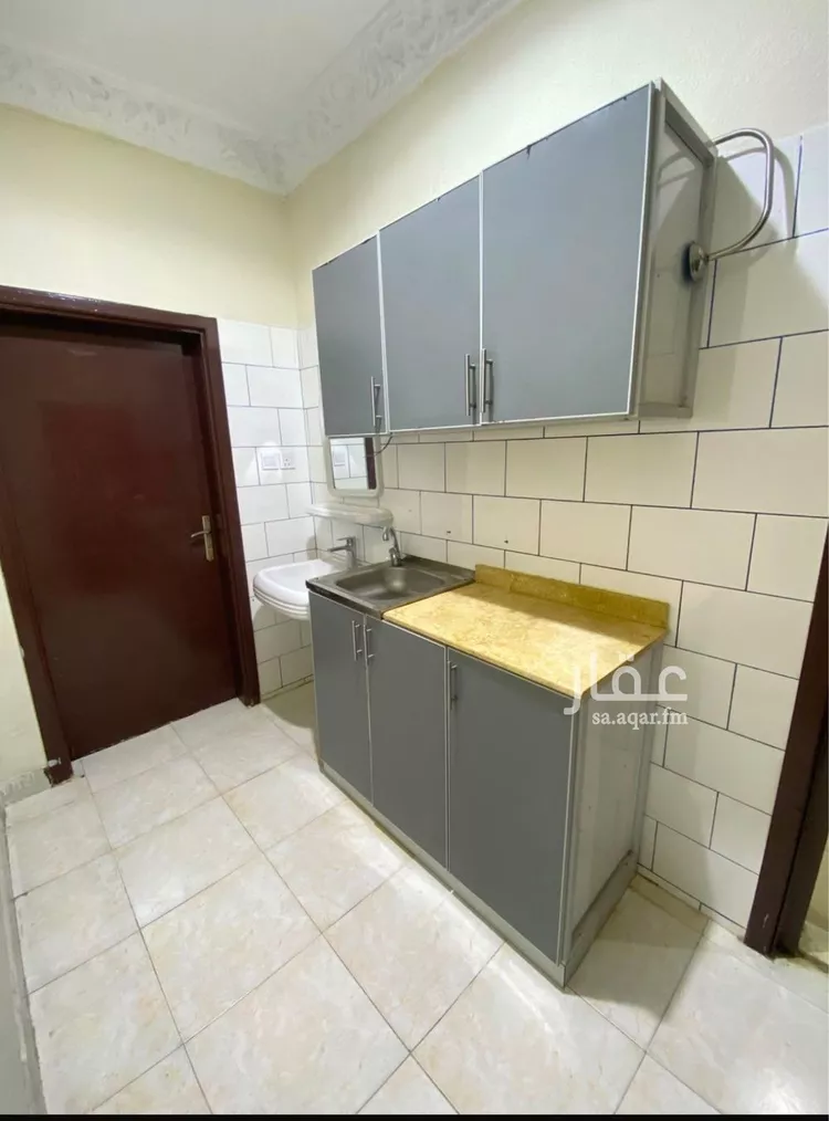 شقة للإيجار في شارع ابن تيمية, حي بدر, مدينة الرياض, منطقة الرياض صورة 2