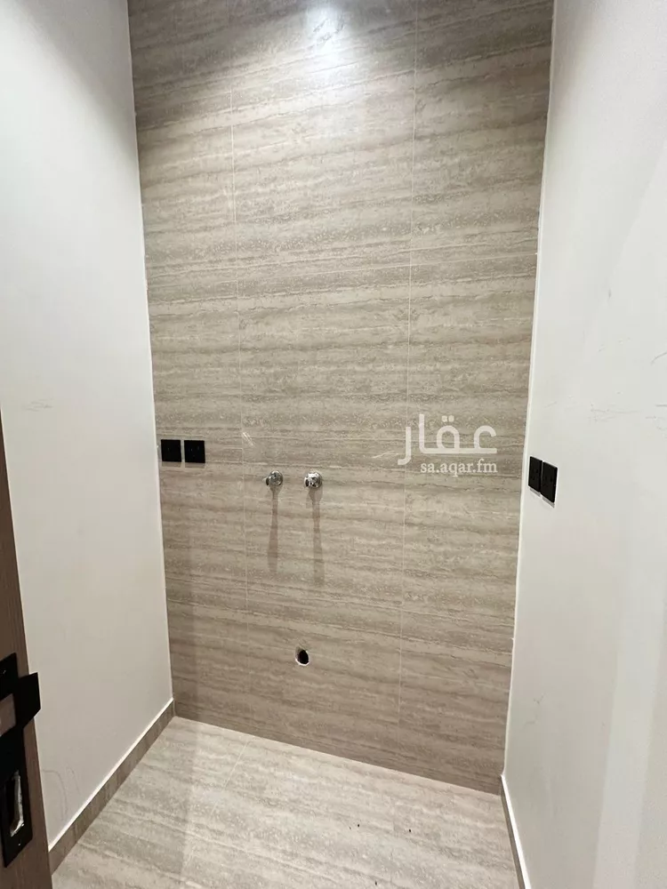 شقة للإيجار في شارع أوس بن عوف, حي العقيق, مدينة الرياض, منطقة الرياض 11
