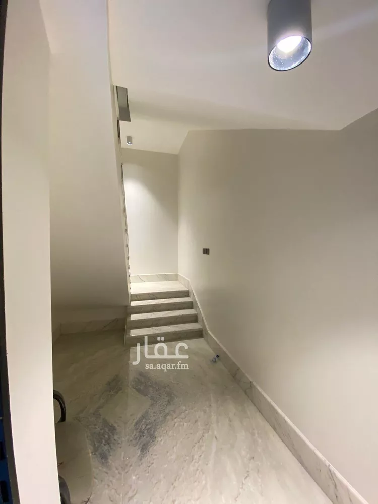 شقة للإيجار في شارع العشيرة, حي مغرزات, مدينة الرياض, منطقة الرياض صورة 3