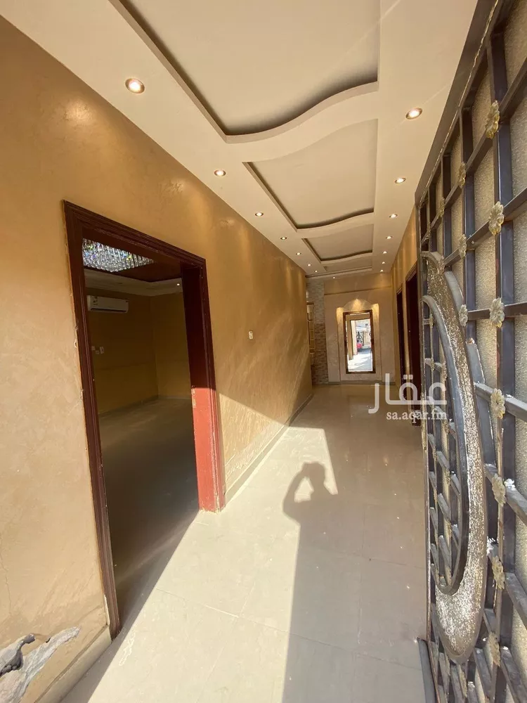 فيلا للبيع في شارع الدفاع, حي إشبيلية, مدينة الرياض, منطقة الرياض صورة 5