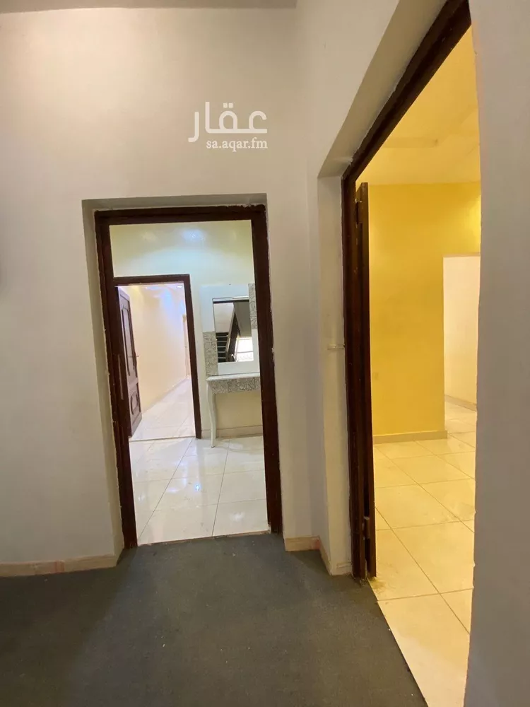 فيلا للإيجار في شارع الدفاع, حي إشبيلية, مدينة الرياض, منطقة الرياض 17