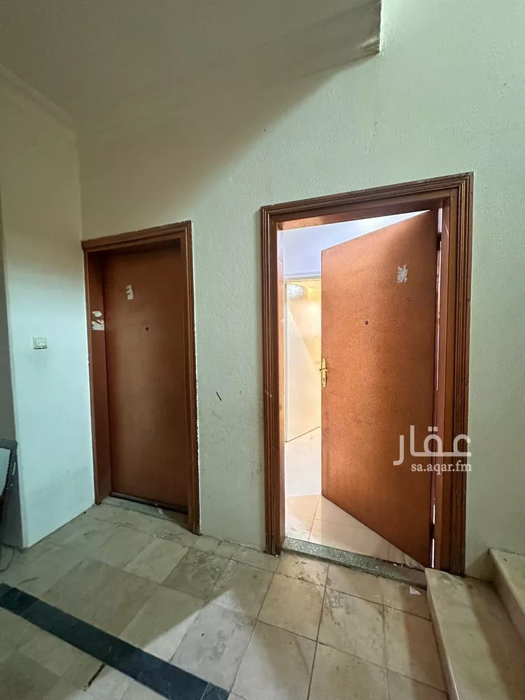 شقة للإيجار في شارع عبدالله بن قيس, حي إشبيلية, مدينة الرياض, منطقة الرياض صورة 2