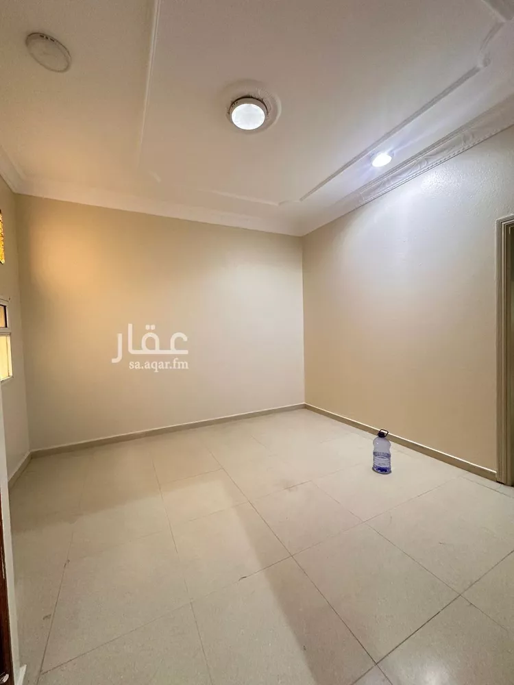 شقة للإيجار في شارع عبدالله بن قيس, حي إشبيلية, مدينة الرياض, منطقة الرياض صورة 5