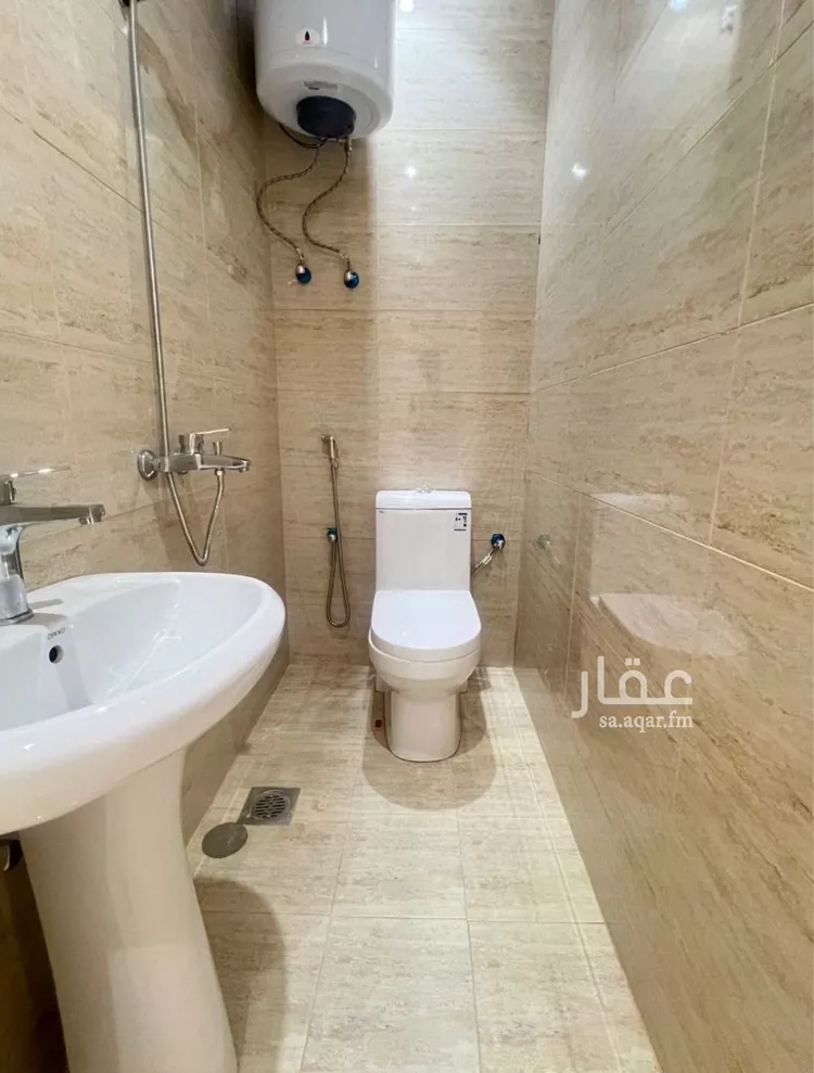 شقة للإيجار في شارع يثرب, حي بدر, مدينة الرياض, منطقة الرياض 7