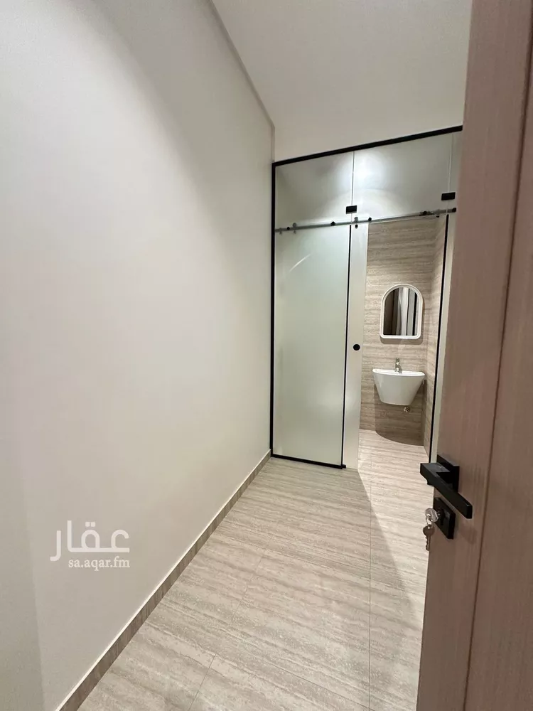 شقة للإيجار في شارع أوس بن عوف, حي العقيق, مدينة الرياض, منطقة الرياض 14