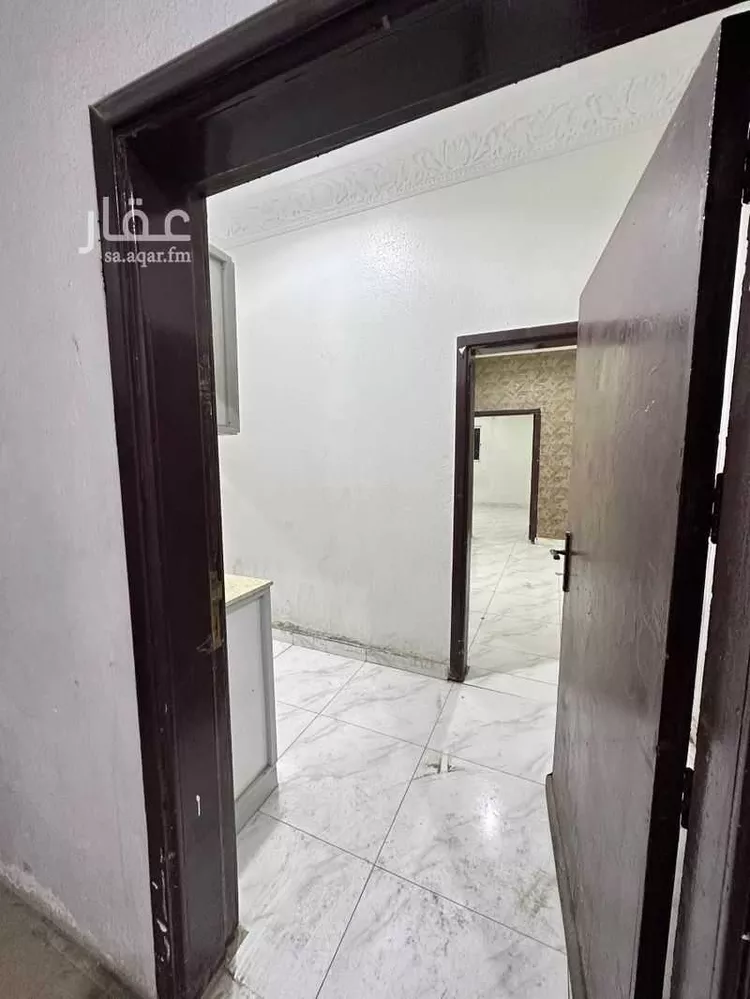 شقة للإيجار في شارع ابن تيمية, حي بدر, مدينة الرياض, منطقة الرياض صورة 3