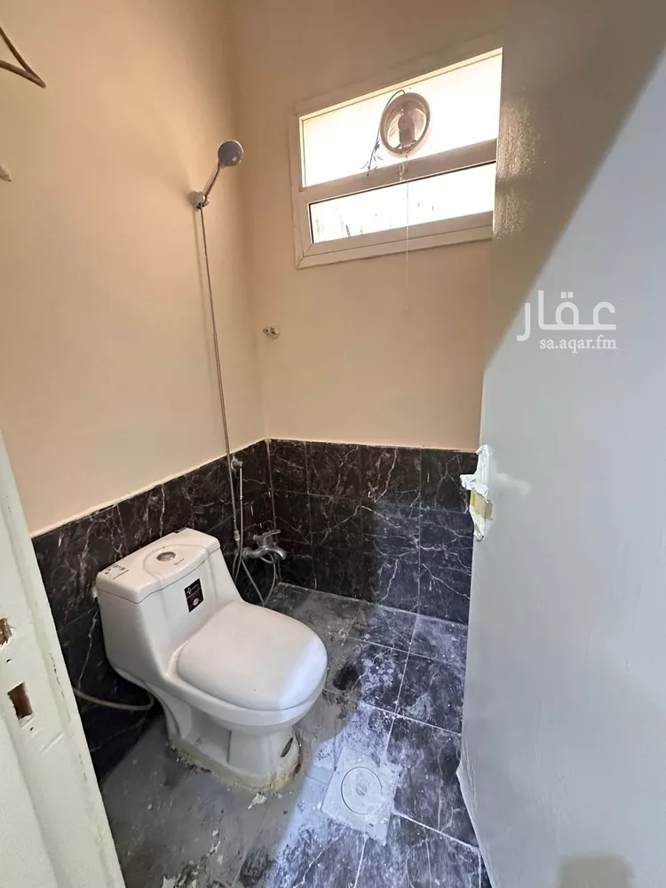 شقة للإيجار في شارع عبدالله بن قيس, حي إشبيلية, مدينة الرياض, منطقة الرياض صورة 4