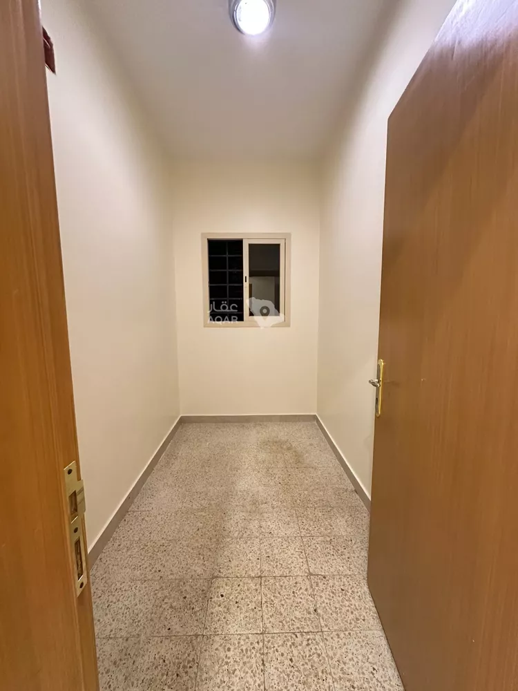 Floor for Rent in Riyadh As Sahafah 14