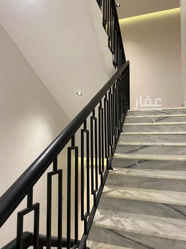 فيلا للبيع في شارع أحمد بن عجلان, حي القيروان, مدينة الرياض, منطقة الرياض صورة 4