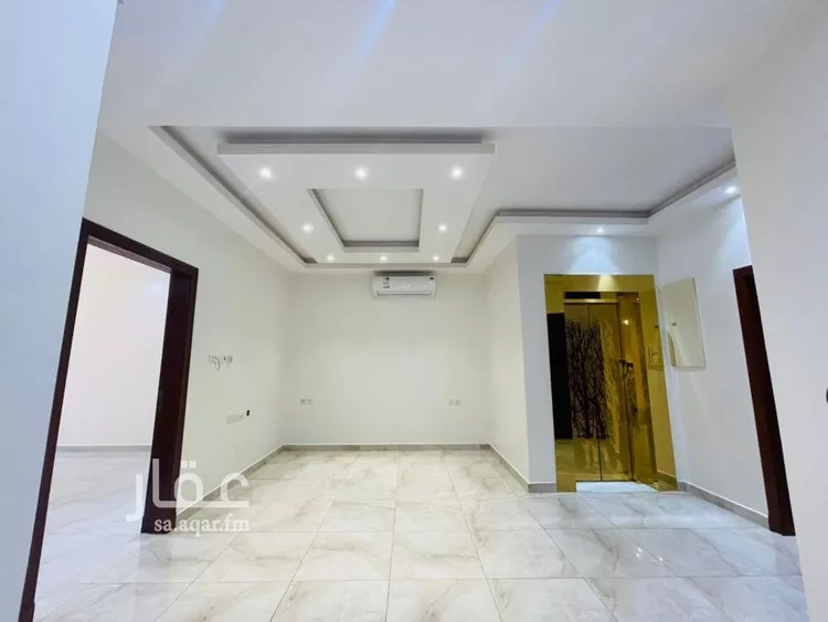 فيلا للإيجار في شارع رقم 303, حي الملقا, مدينة الرياض, منطقة الرياض