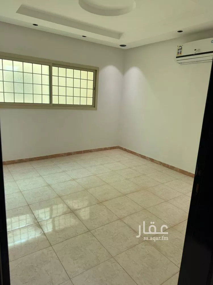 فيلا للإيجار في شارع رقم 306, حي المونسية, مدينة الرياض, منطقة الرياض