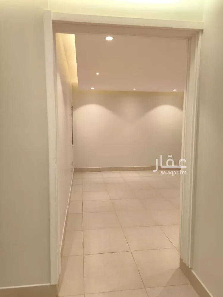 شقة للإيجار في شارع الشيخ عبدالله بن جبرين, حي القيروان, مدينة الرياض, منطقة الرياض صورة 2