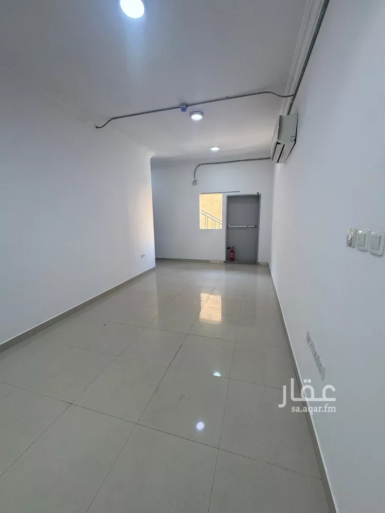 Building for Rent in Riyadh Al Munsiyah صورة 2