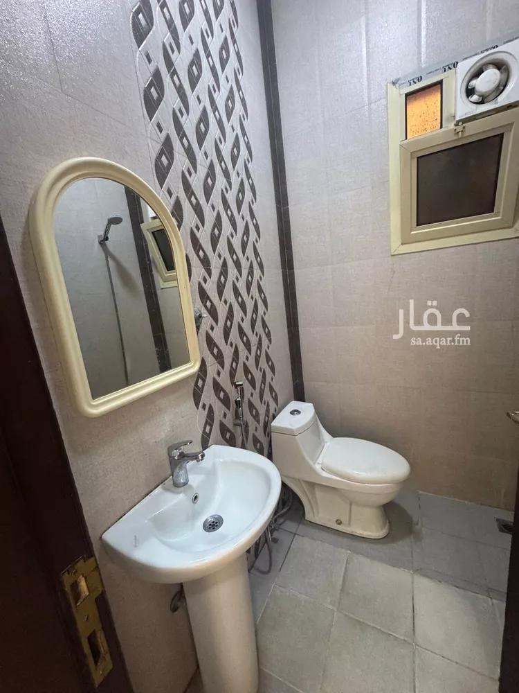 Building for Rent in Riyadh Al Munsiyah صورة 3