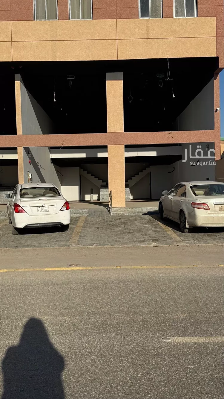 محل للإيجار في شارع الأمير محمد بن عبدالرحمن بن عبدالعزيز, حي السلي, مدينة الرياض, منطقة الرياض صورة 3