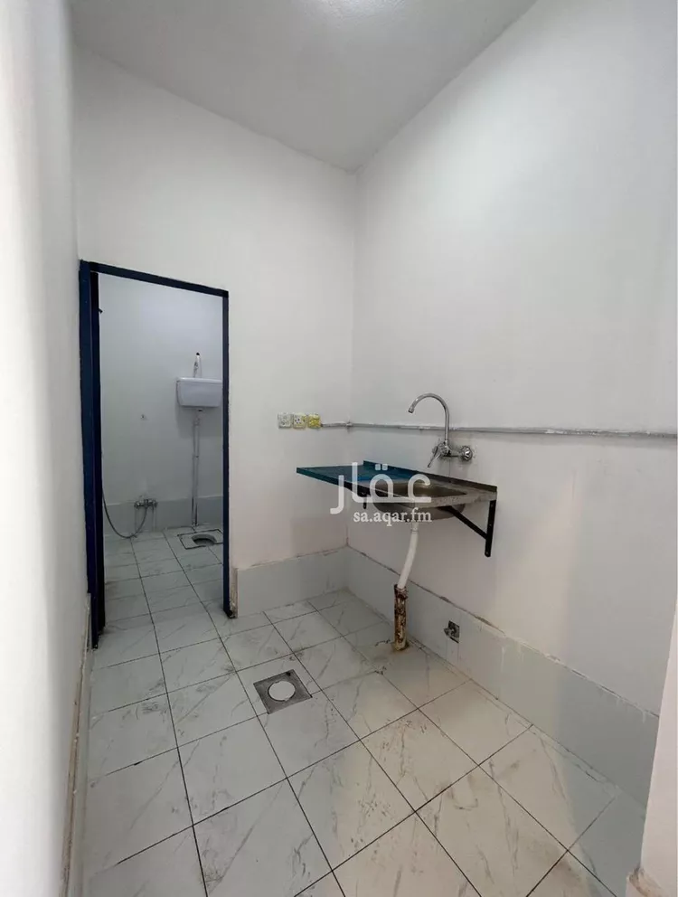 مستودع للإيجار في شارع ابن ماجة, حي السلي, مدينة الرياض, منطقة الرياض صورة 4