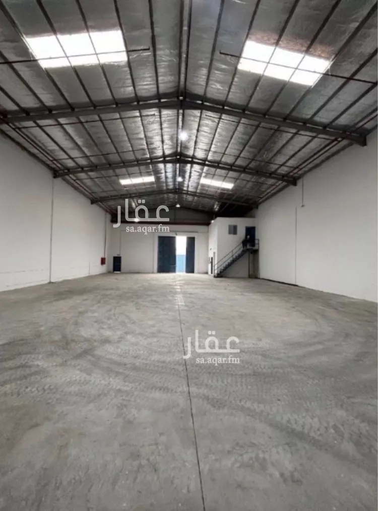 مستودع للإيجار في شارع ابن ماجة, حي السلي, مدينة الرياض, منطقة الرياض
