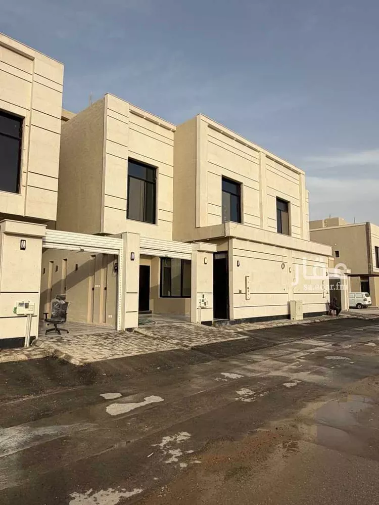 دور للبيع في شارع الندوة, حي المعيزيلة, مدينة الرياض, منطقة الرياض