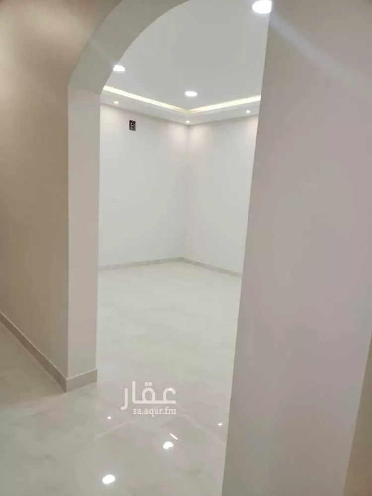 شقة للإيجار في شارع زايد ابن سلطان نهيان, حي المدينة, مدينة الرس, منطقة القصيم صورة 4