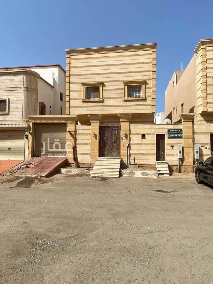 فيلا للإيجار في شارع ابي حفص النحوي, حي الحمدانية, مدينة جدة, منطقة مكة المكرمة