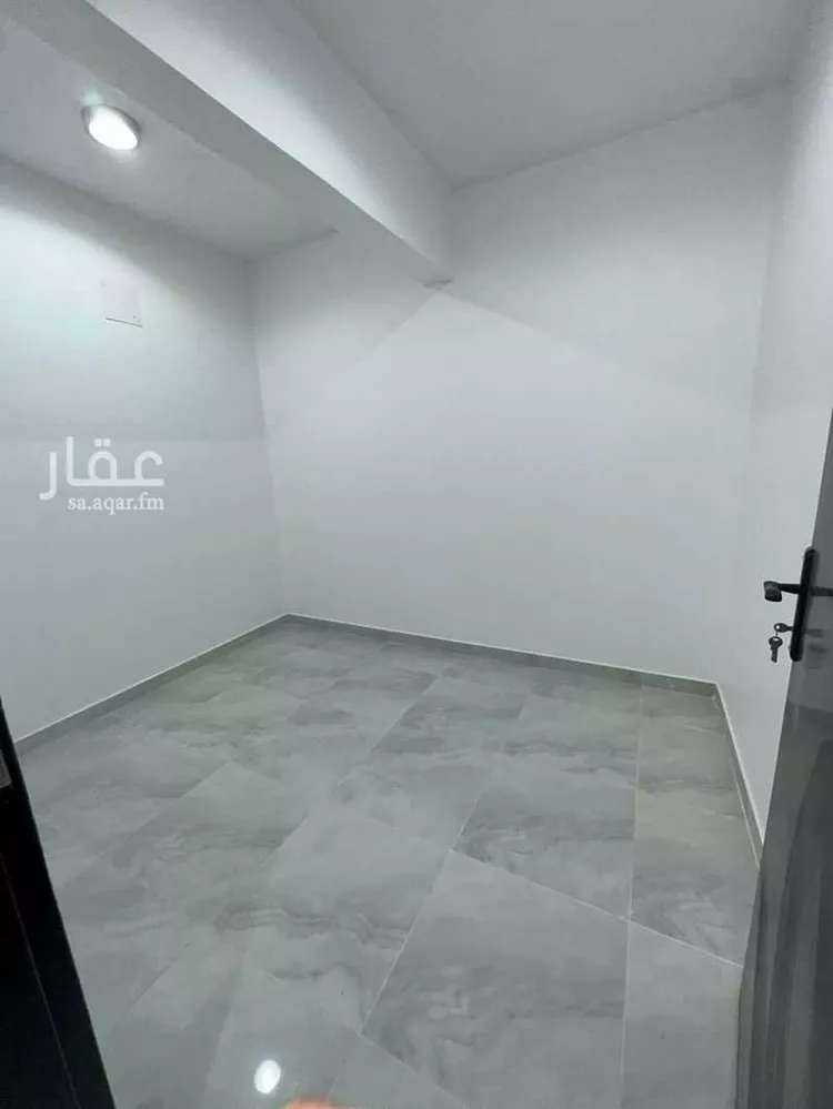 عمارة للإيجار في شارع عبدالرحمن المقدسي, حي الصالحية, مدينة الرياض, منطقة الرياض صورة 5