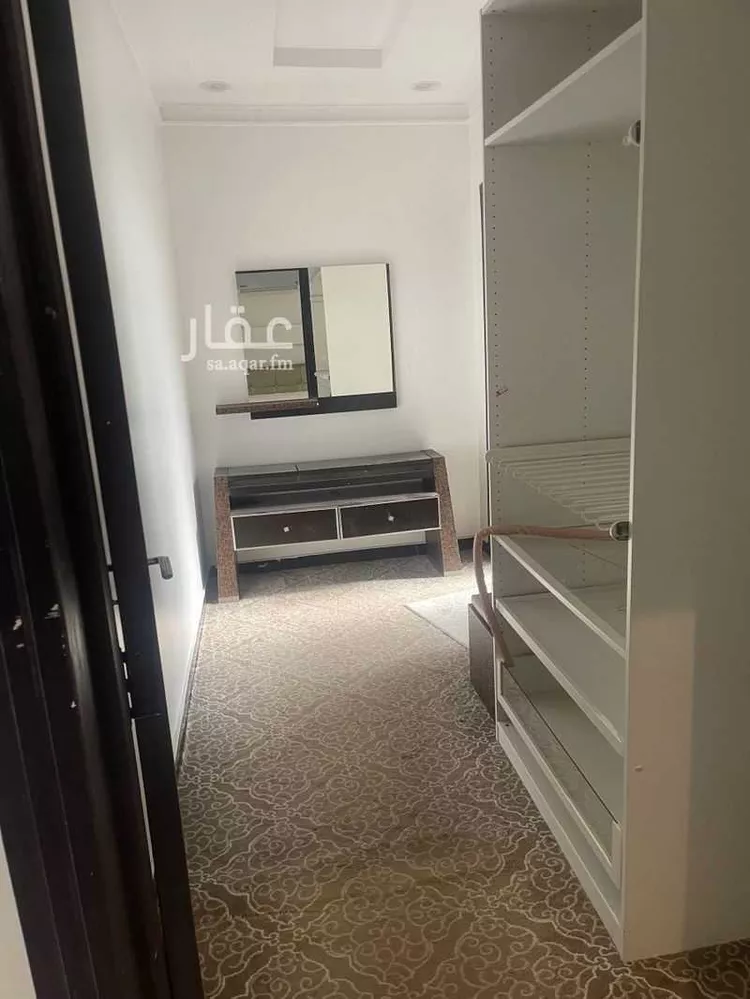 فيلا للإيجار في شارع رقم 70 ، حي ظهرة لبن ، الرياض ، منطقة الرياض صورة 3