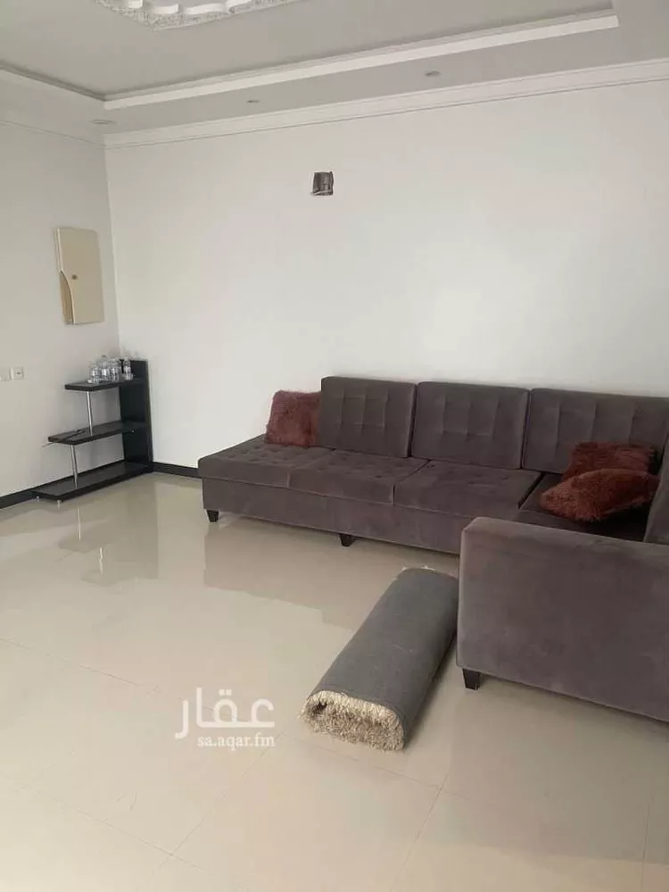 فيلا للإيجار في شارع رقم 70 ، حي ظهرة لبن ، الرياض ، منطقة الرياض صورة 4