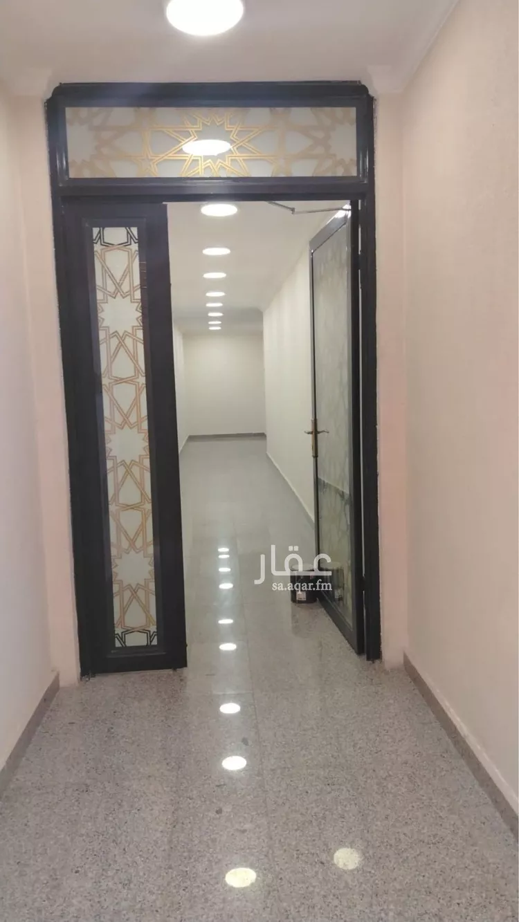 عمارة للبيع في شارع عثمان بن عفان, حي النزهة, مدينة الدمام, المنطقة الشرقية صورة 5