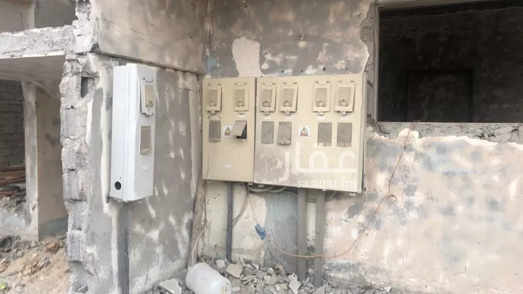 عمارة للبيع في شارع خالد ابن سعيد ابن العاص, حي القادسية, مدينة الدمام, المنطقة الشرقية
