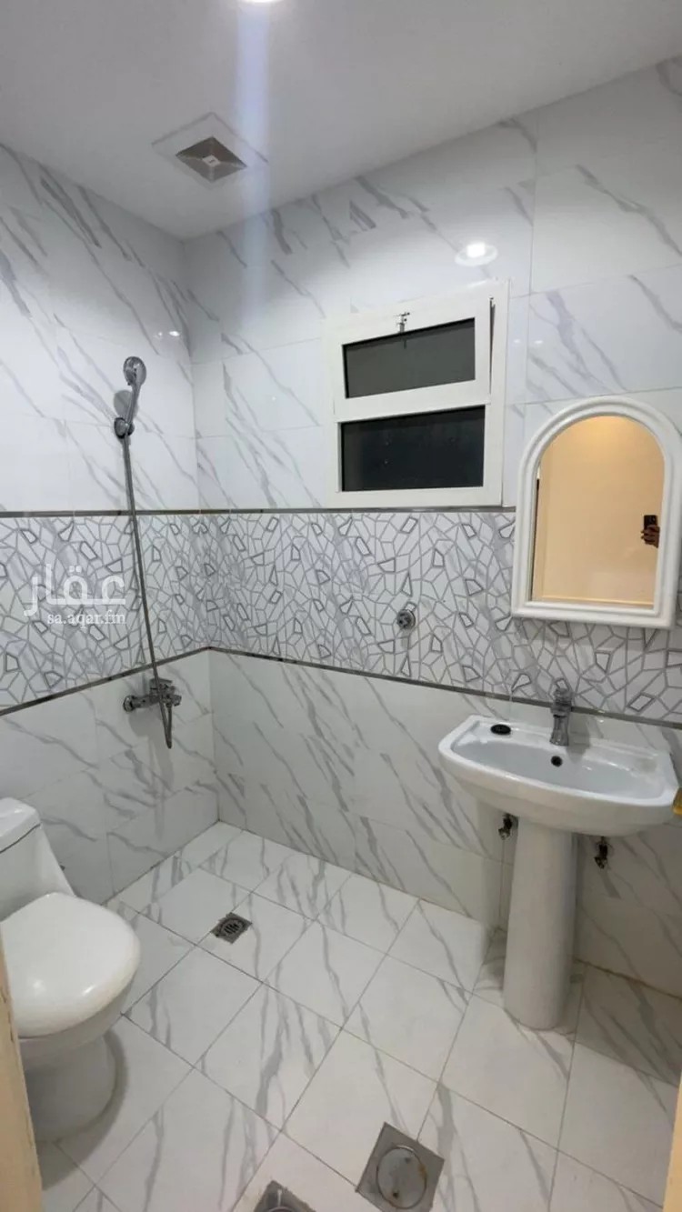 Apartment for Sale in Safwa Abu Main 7
