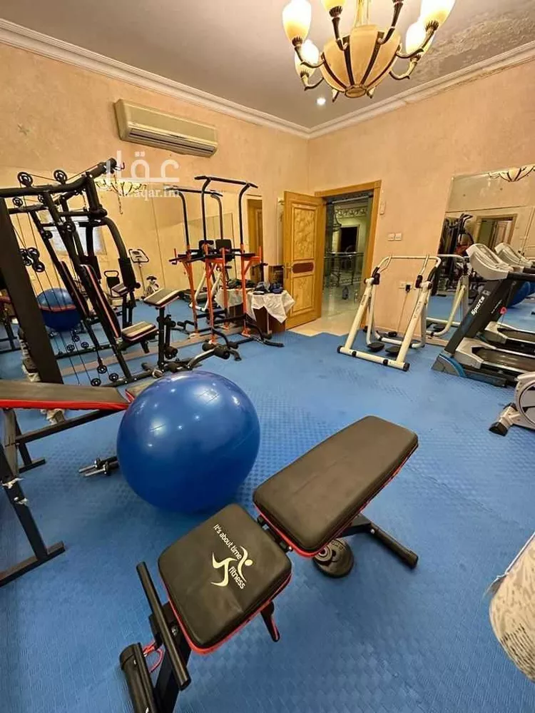 فيلا للبيع في شارع القامة, حي إشبيلية, مدينة الرياض, منطقة الرياض صورة 4