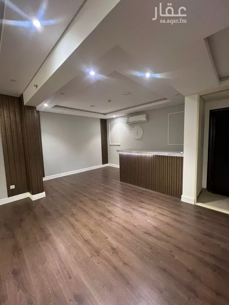 شقة للإيجار في شارع الامام سعود بن فيصل, حي الملقا, مدينة الرياض, منطقة الرياض صورة 2