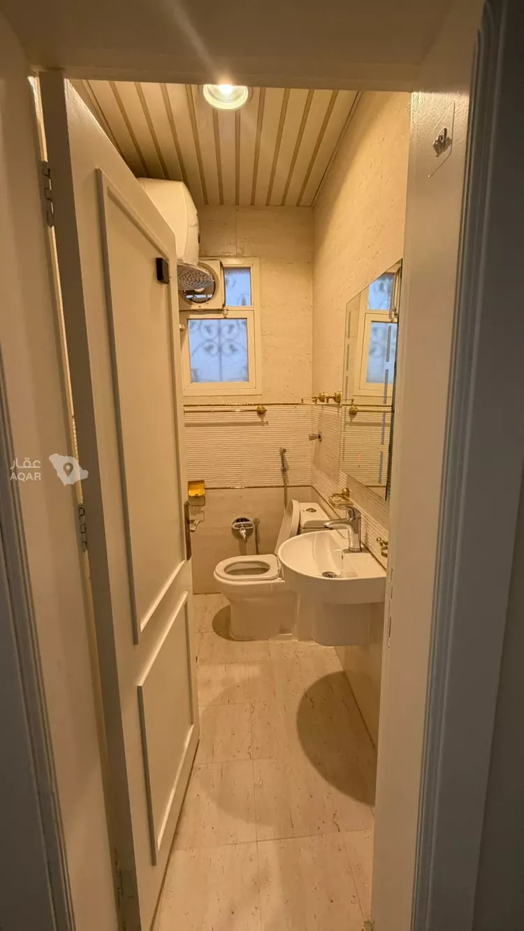 Floor for Rent in Riyadh Al Manar 16