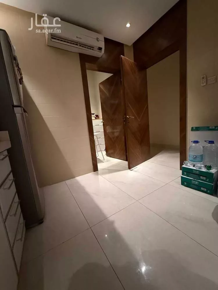 شقة للبيع في شارع عبدالرحمن بن خميس, حي العارض, مدينة الرياض, منطقة الرياض صورة 3