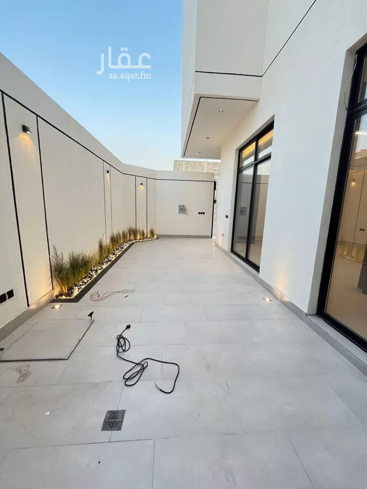 فيلا للبيع في شارع عبدالرحمن السمعاني, حي المهدية, مدينة الرياض, منطقة الرياض