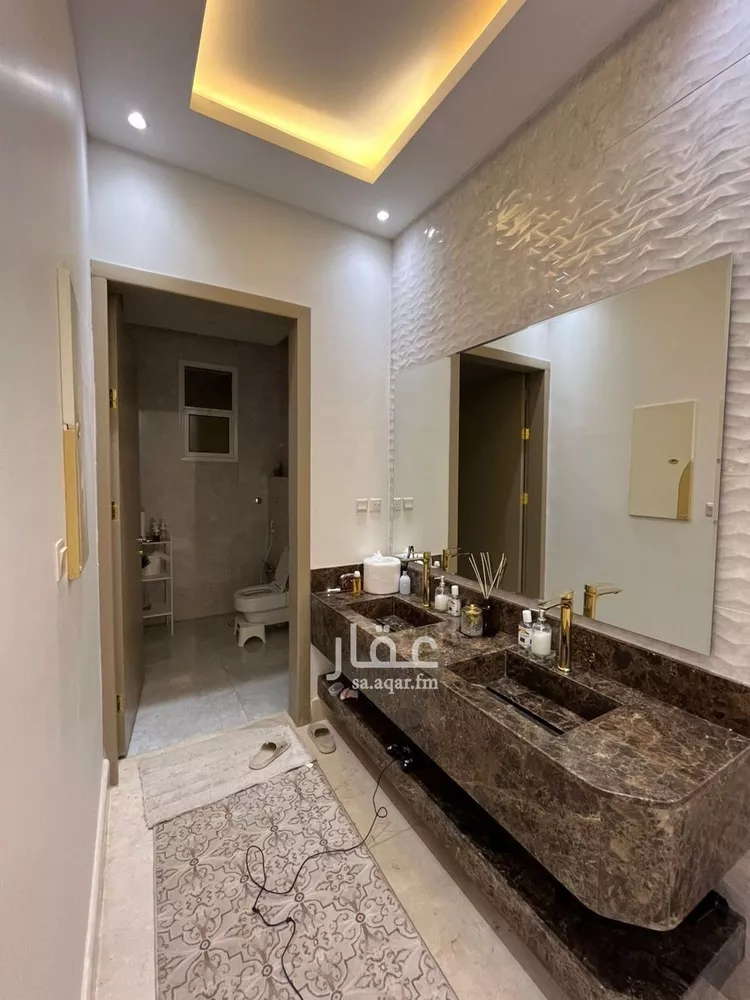فيلا للبيع في شارع أبي الشيخ الأصبهاني, حي المهدية, مدينة الرياض, منطقة الرياض صورة 5