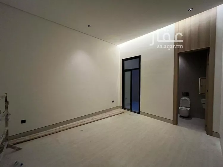 فيلا للبيع في شارع أبي الشيخ الأصبهاني, حي المهدية, مدينة الرياض, منطقة الرياض صورة 3