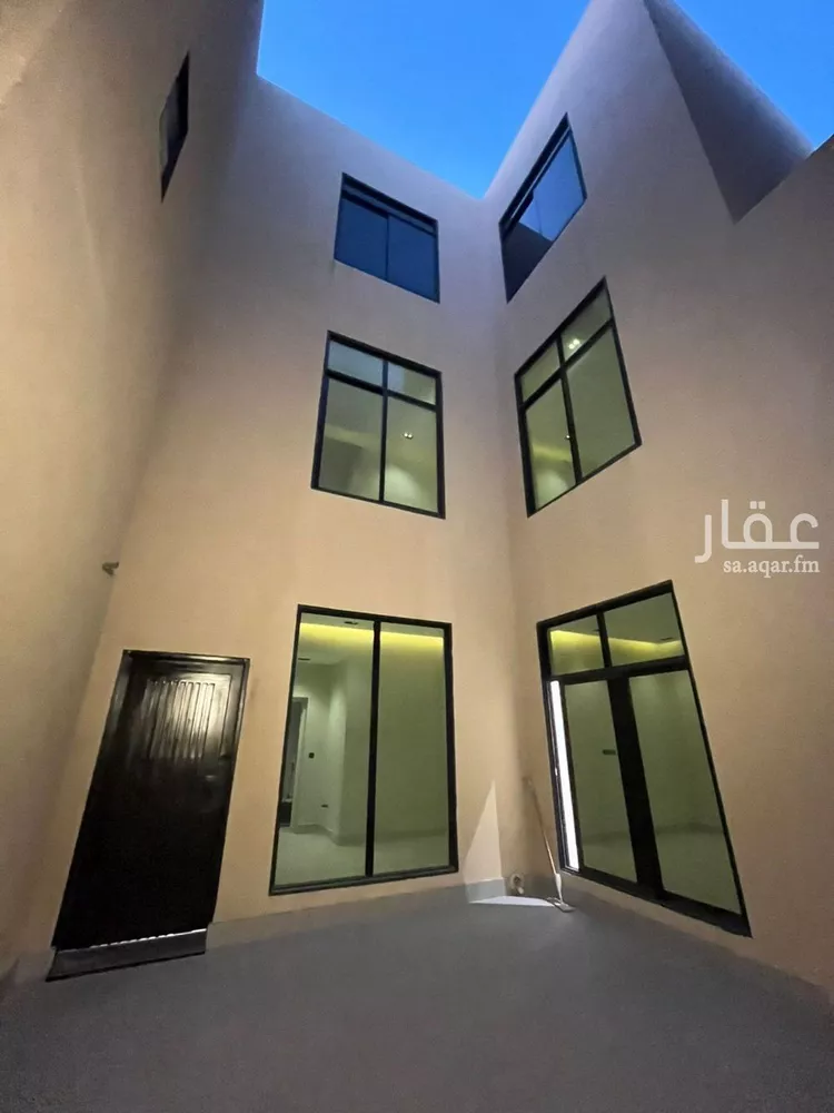 فيلا للبيع في شارع أبي عروة, حي المهدية, مدينة الرياض, منطقة الرياض صورة 5