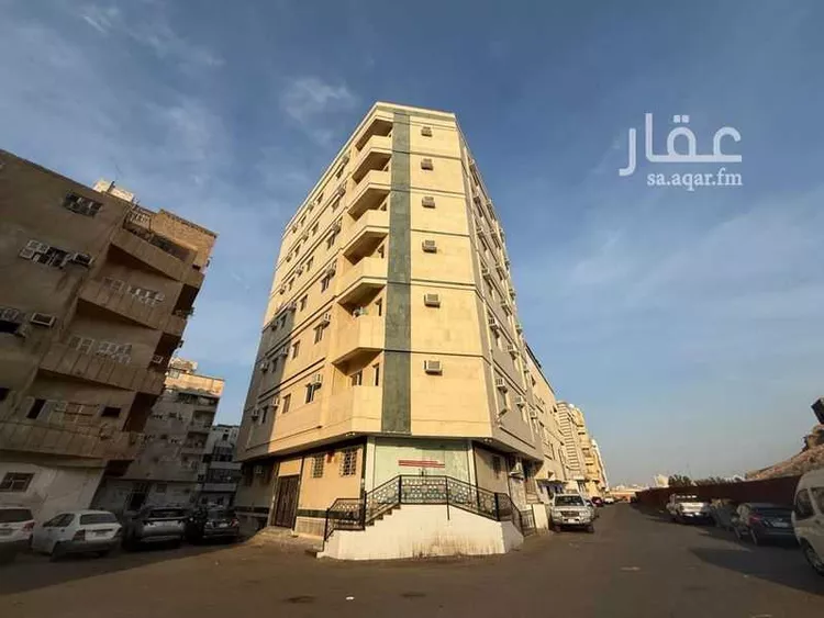 عمارة للبيع في شارع ام ثابت بنت مسعود الانصاريه, حي الراية, مدينة المدينة المنورة, منطقة المدينة المنورة