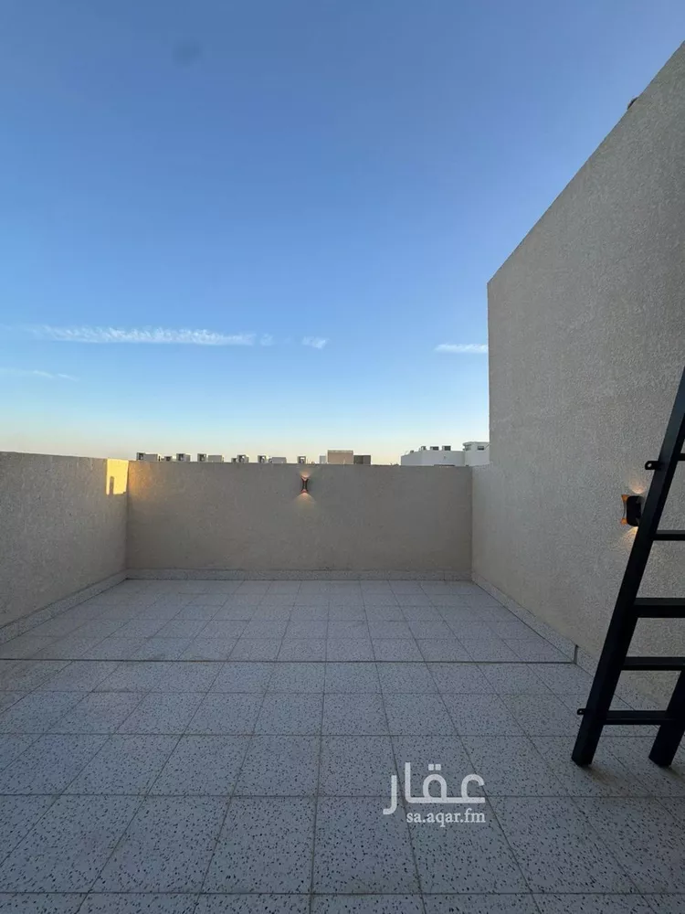 فيلا للبيع في شارع يوسف الشافعي, حي العارض, مدينة الرياض, منطقة الرياض صورة 3