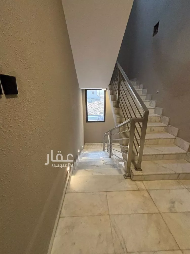 دور للبيع في شارع ابن أبي بكر, حي العارض, مدينة الرياض, منطقة الرياض صورة 5