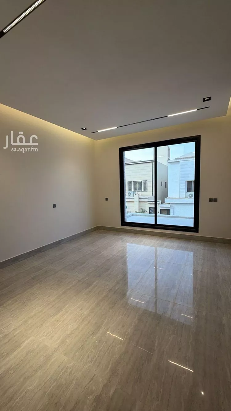 فيلا للبيع في شارع مافيه اسم , حي الرمال, مدينة الرياض, منطقة الرياض